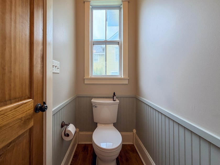 Welcome to the highly desirable and adorable Bellegrass - photo 32