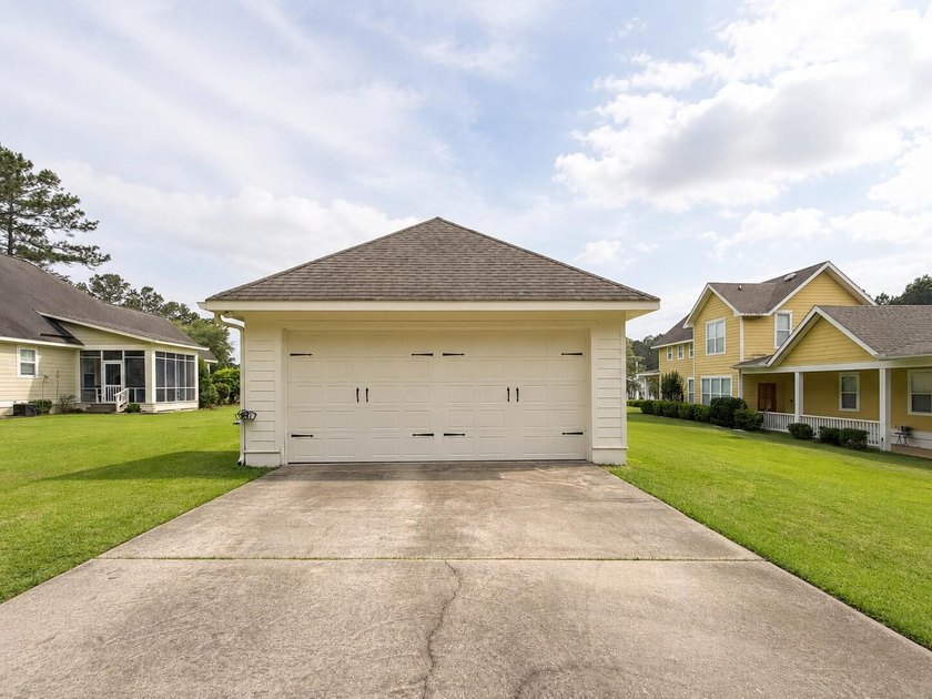 Welcome to the highly desirable and adorable Bellegrass - photo 49
