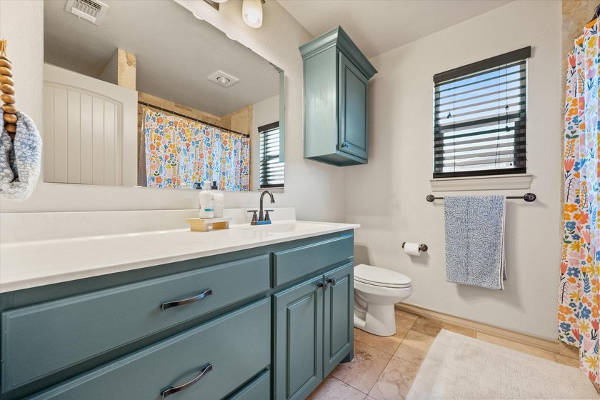 Welcome to this fantastic home located in Hillcrest Country Club - photo 14