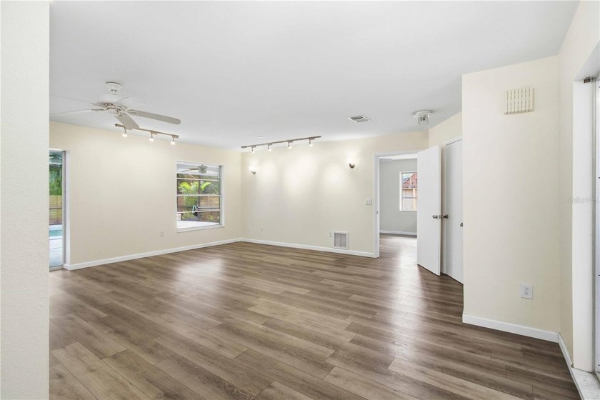 Beautifully updated block home on an oversized lot in a prime - photo 14