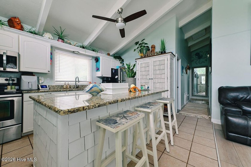 Charming coastal cottage in the heart of Kill Devil Hills! - photo 16