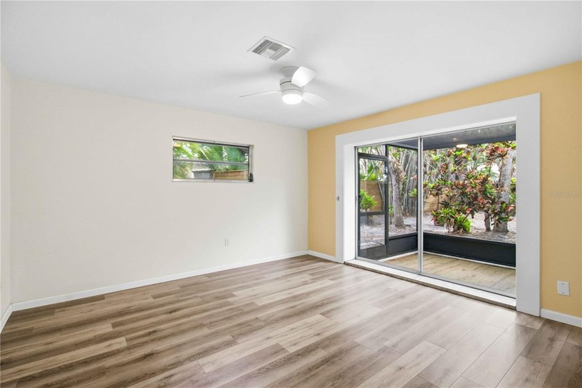 Beautifully updated block home on an oversized lot in a prime - photo 23