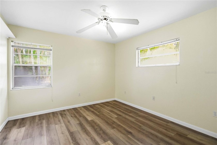Beautifully updated block home on an oversized lot in a prime - photo 31