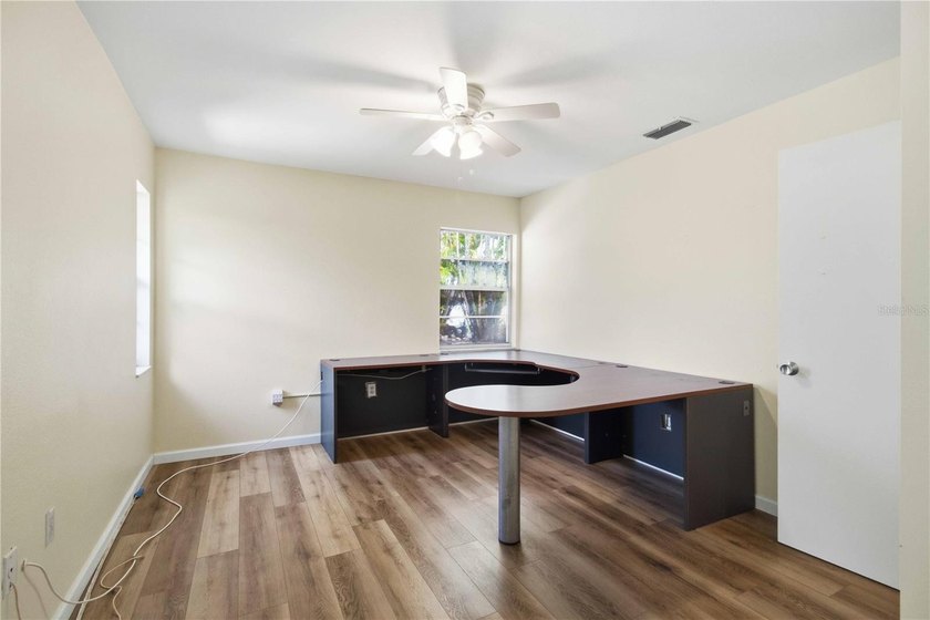 Beautifully updated block home on an oversized lot in a prime - photo 35
