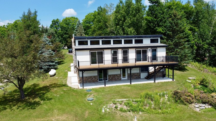 Welcome to lake life on beautiful Big Twin Lake! This - photo 40