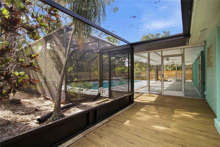 Beautifully updated block home on an oversized lot in a prime - photo 42