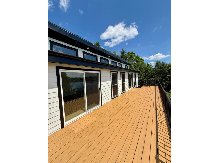 Welcome to lake life on beautiful Big Twin Lake! This - photo 43