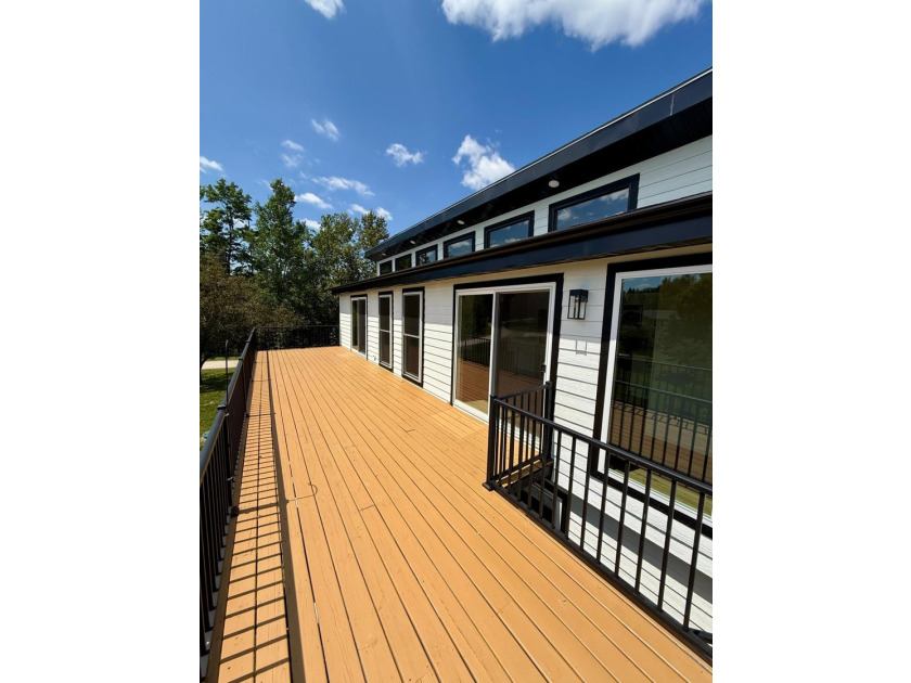 Welcome to lake life on beautiful Big Twin Lake! This - photo 44