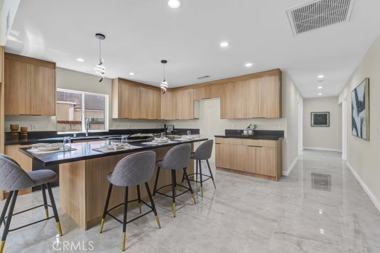 Welcome to this beautifully updated 5-bedroom, 4-bathroom home - photo 12