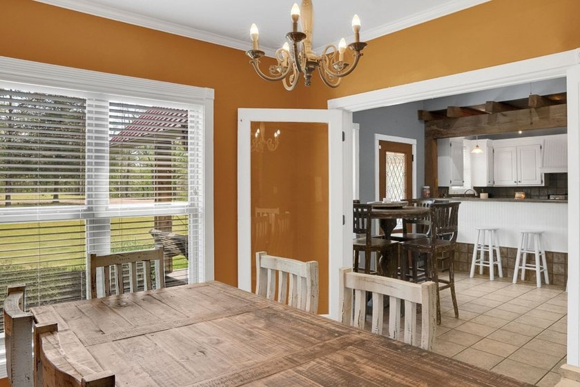 Welcome to your perfect blend of peaceful country living and - photo 21