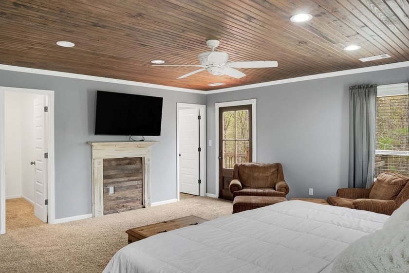 Welcome to your perfect blend of peaceful country living and - photo 32