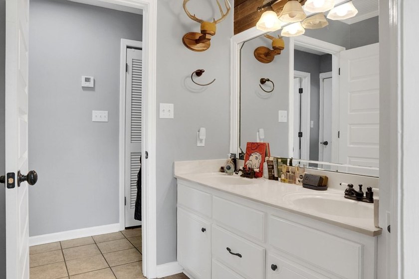 Welcome to your perfect blend of peaceful country living and - photo 46