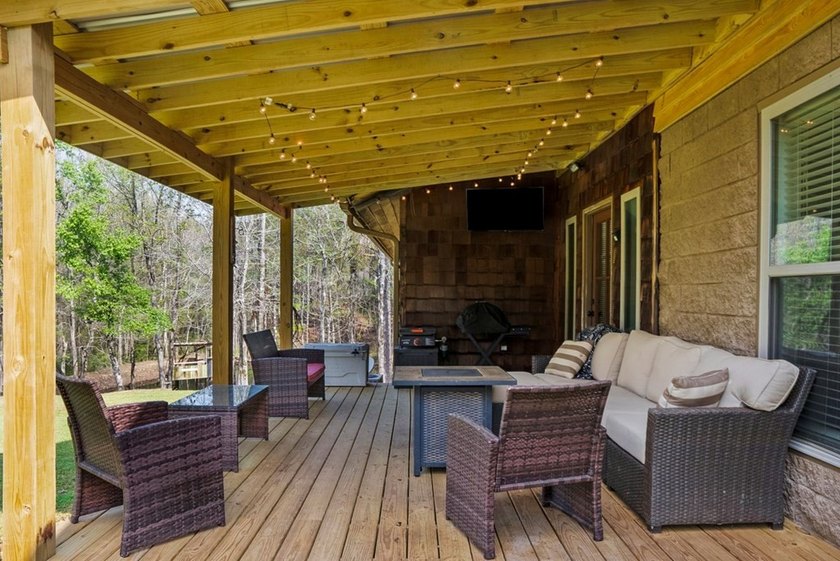 Welcome to your perfect blend of peaceful country living and - photo 50