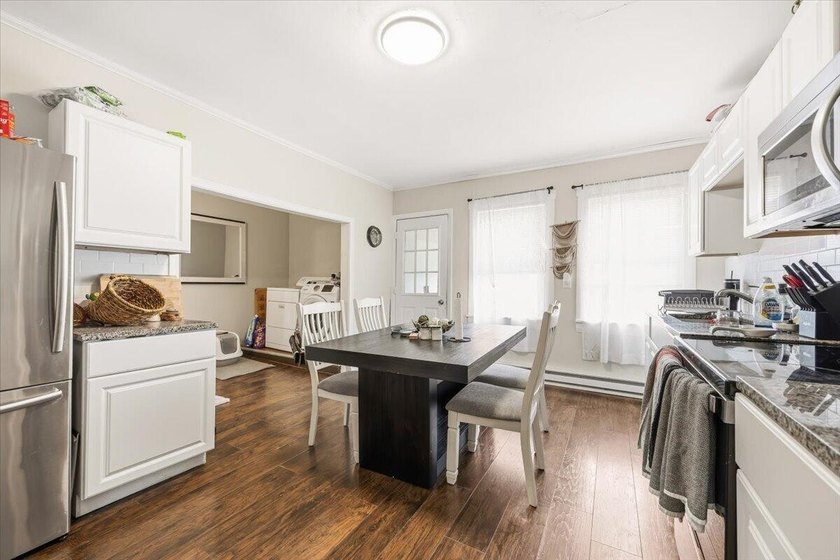 This updated duplex offers a solid opportunity for both - photo 8