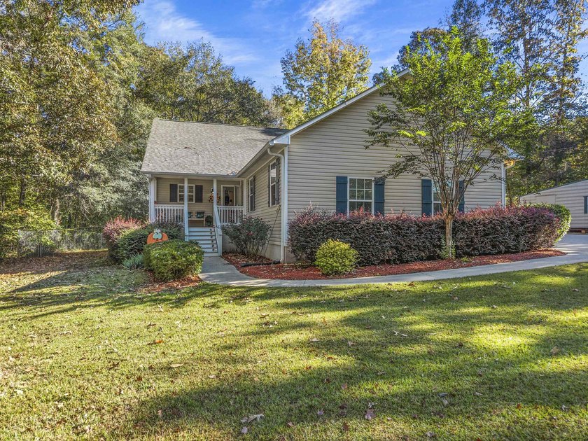ONE LEVEL RANCH IN EXCELLENT CONDITION IN AWESOME LAKE - photo 8