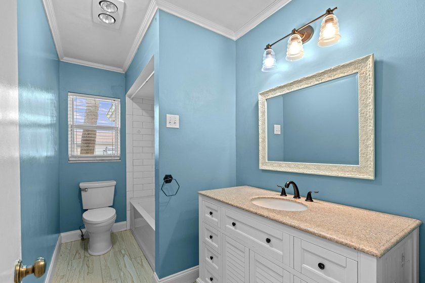 ABSOLUTELY GORGEOUS SINGLE STORY HOME | PRIME EAST BOCA RATON - photo 22