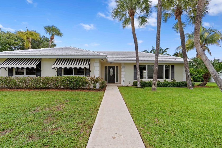 ABSOLUTELY GORGEOUS SINGLE STORY HOME | PRIME EAST BOCA RATON - photo 33