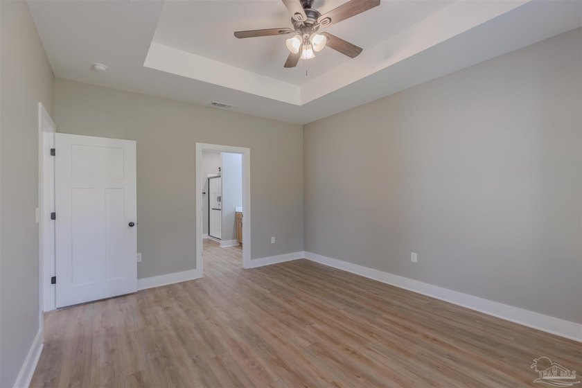 $5k seller Concessions and a new NEW FENCED YARD .. builder had - photo 35