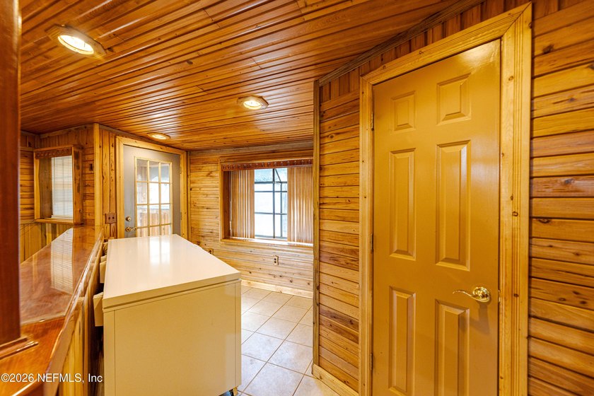 Welcome to 11053 Mulberry Landing Annex in Hilliard, a truly - photo 36