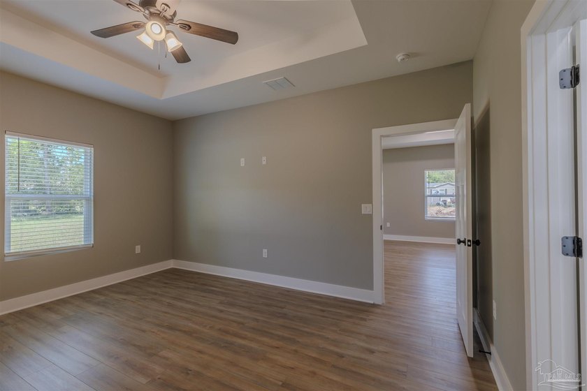 $5k seller Concessions and a new NEW FENCED YARD .. builder had - photo 40