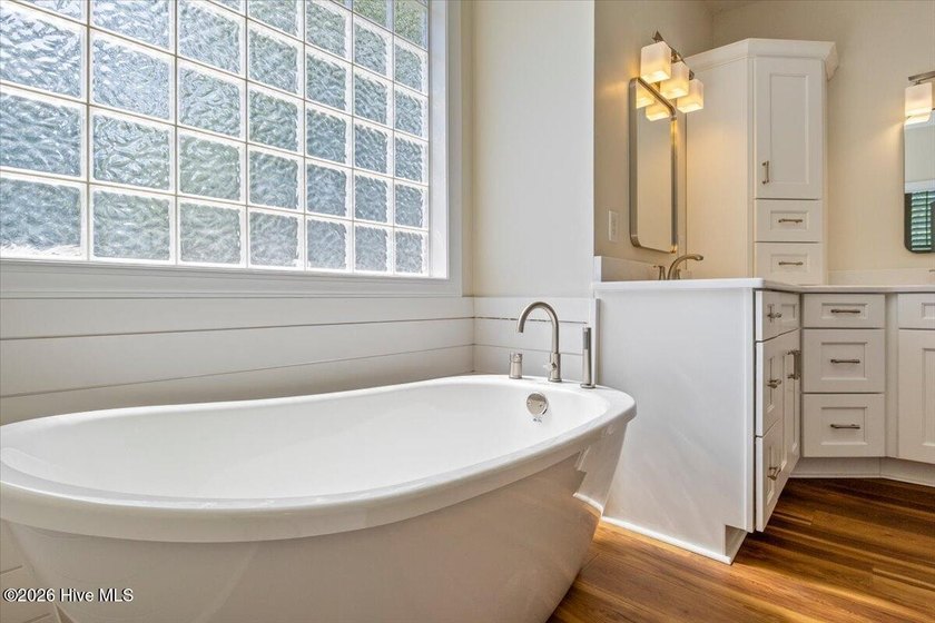 A rare Southport offering--over 4,300 square feet of Lowcountry - photo 46