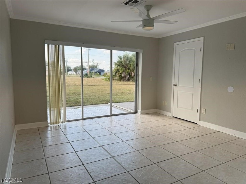 This well-maintained and thoughtfully updated duplex can be - photo 11