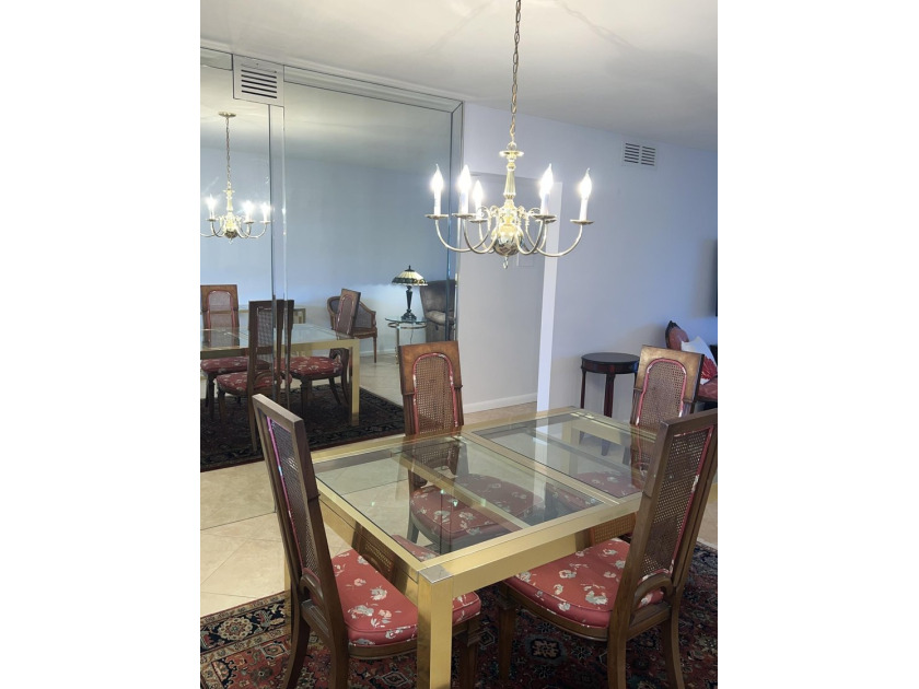 Beautiful Lake &amp; Fountain View, 2 Bed / 2 Bath, Substantially - photo 11