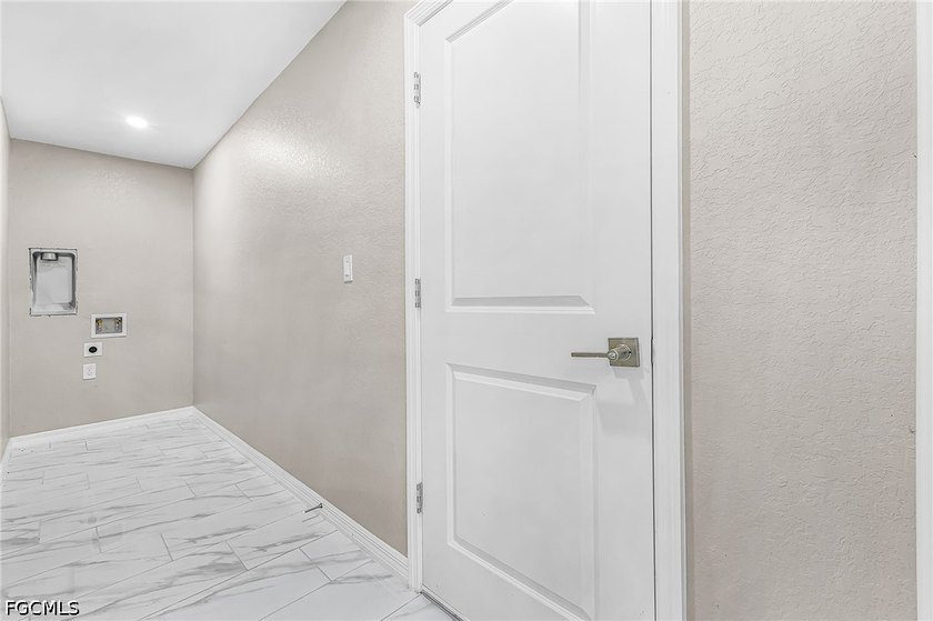 There's a quiet confidence about this home-the kind you feel the - photo 19