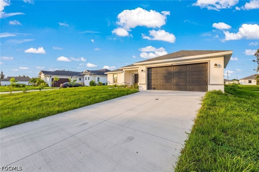 There's a quiet confidence about this home-the kind you feel the - photo 21