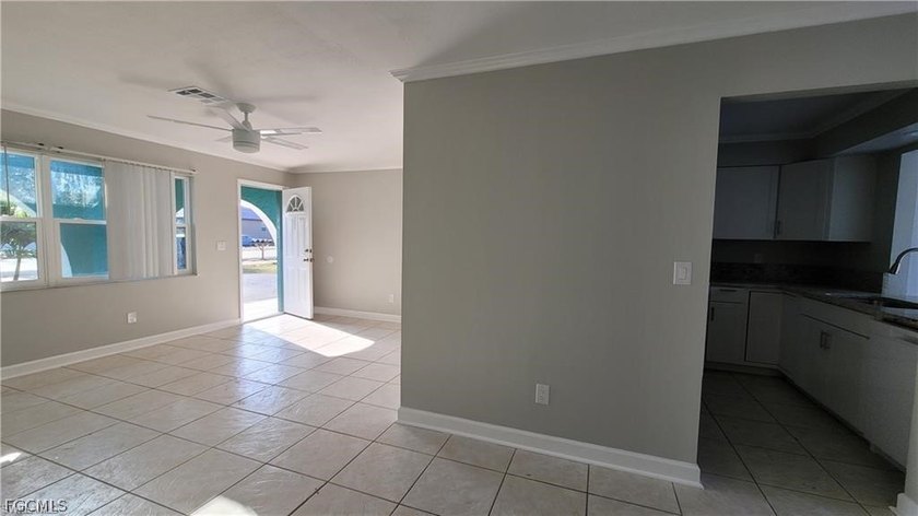 This well-maintained and thoughtfully updated duplex can be - photo 24