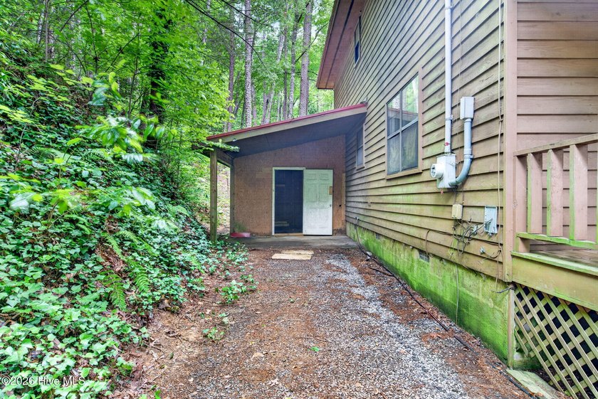 Welcome to 200 Pine Ln in Murphy, NC, located in the peaceful - photo 34