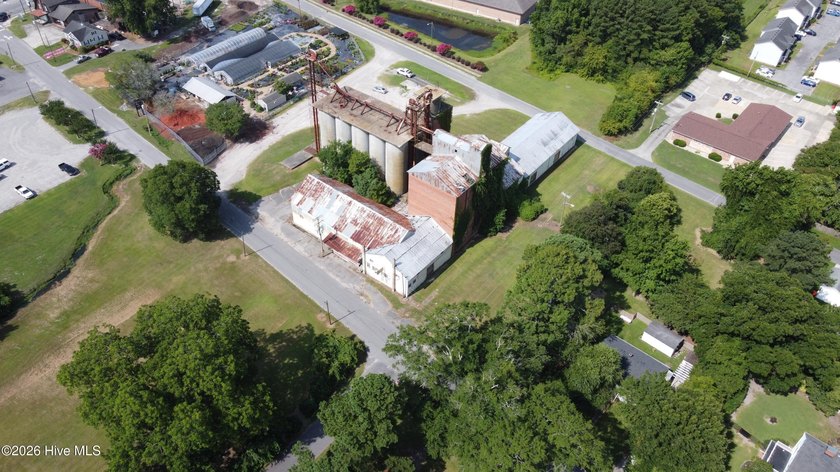 Own a piece of Elizabeth City's history with the Carolina Feed - photo 8