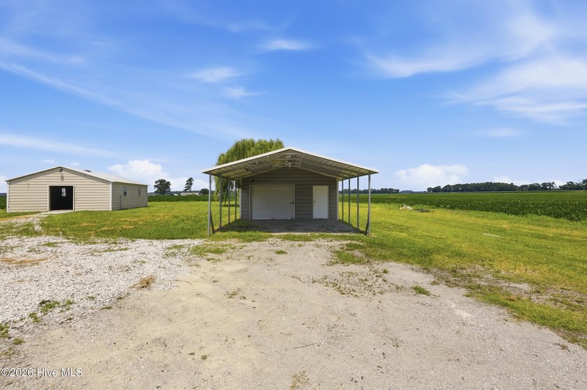 Prepare to be amazed by all that country living brings in this - photo 48