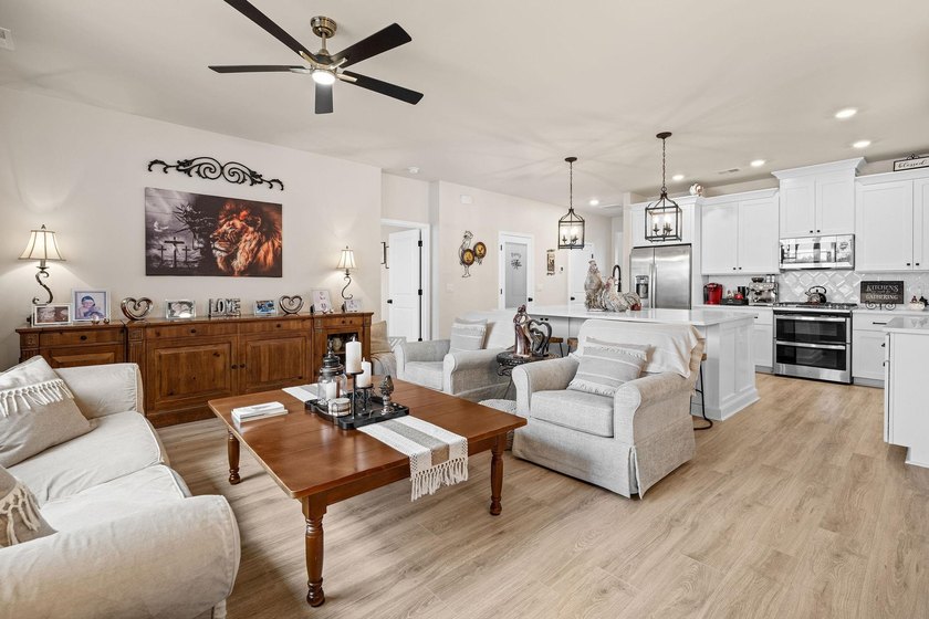 Welcome to your dream home in The Parks at Carolina Forest! This - photo 18