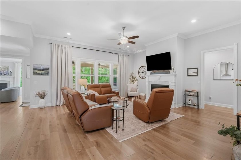 RANCH ON BASEMENT - Located in the prestigious and highly - photo 8