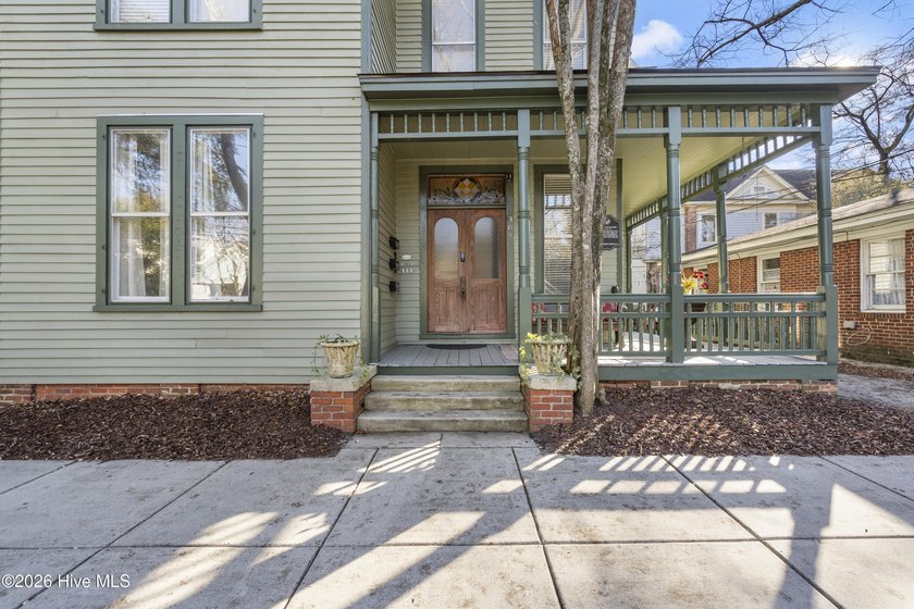 Unique opportunity to own a three unit investment property in - photo 6