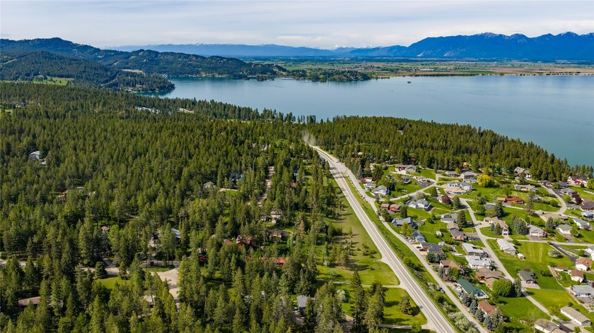 Seller Motivated! Perched on a private 1-acre homesite - photo 6