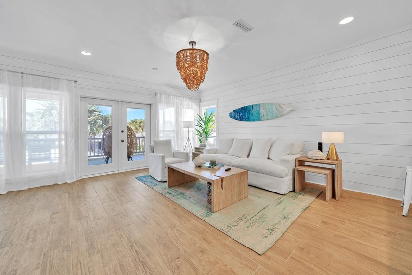 Stunning Waterfront Home with Gulf Access and Deep Water Boating - photo 38