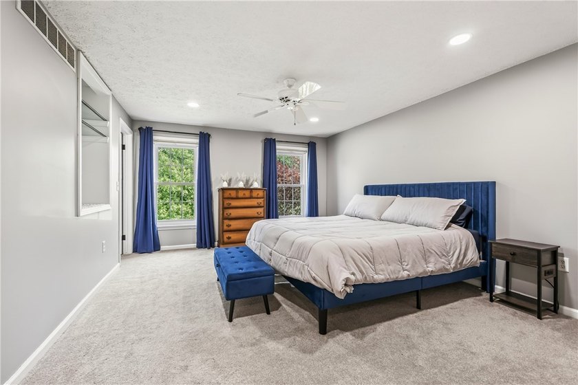 Don't miss this beautifully maintained 3-bdrm, 2.5-bath - photo 26
