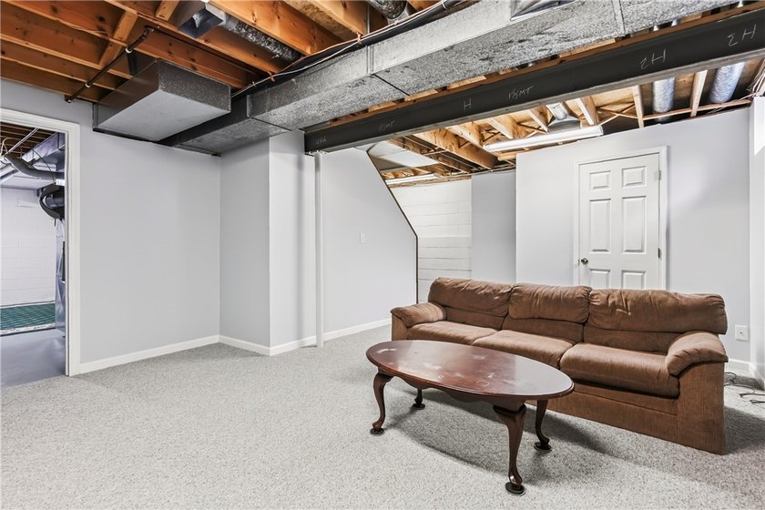 Don't miss this beautifully maintained 3-bdrm, 2.5-bath - photo 37