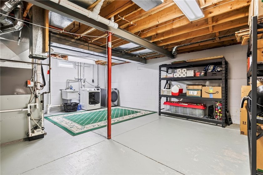 Don't miss this beautifully maintained 3-bdrm, 2.5-bath - photo 39