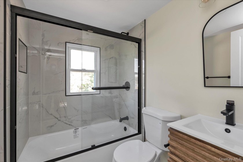 Welcome to this beautifully updated 4-bedroom, 2-bath home - photo 18