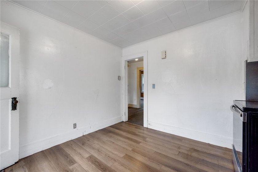 Opportunity knocks in Rochester's desirable 19th Ward! This - photo 20