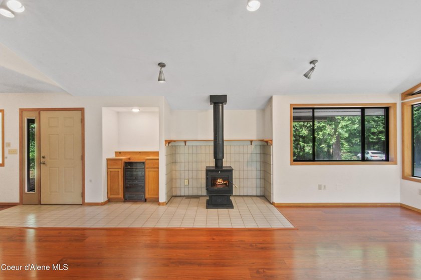 Discover your own private North Idaho retreat on 20+ acres in - photo 20