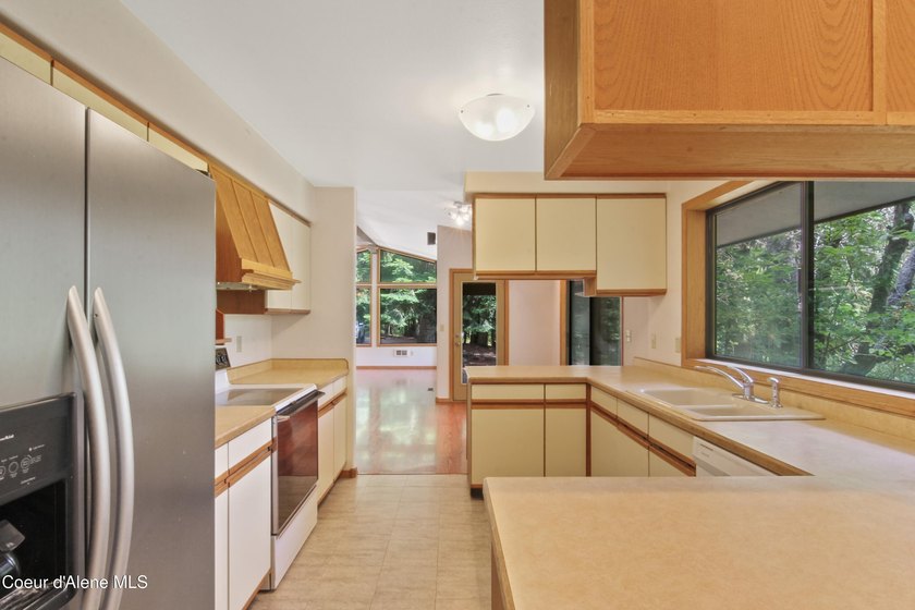 Discover your own private North Idaho retreat on 20+ acres in - photo 26