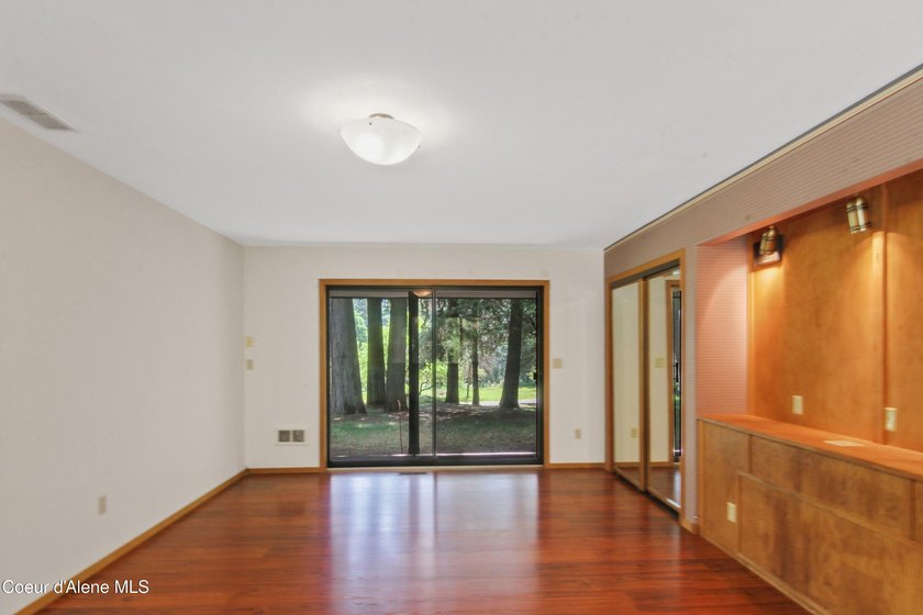 Discover your own private North Idaho retreat on 20+ acres in - photo 35