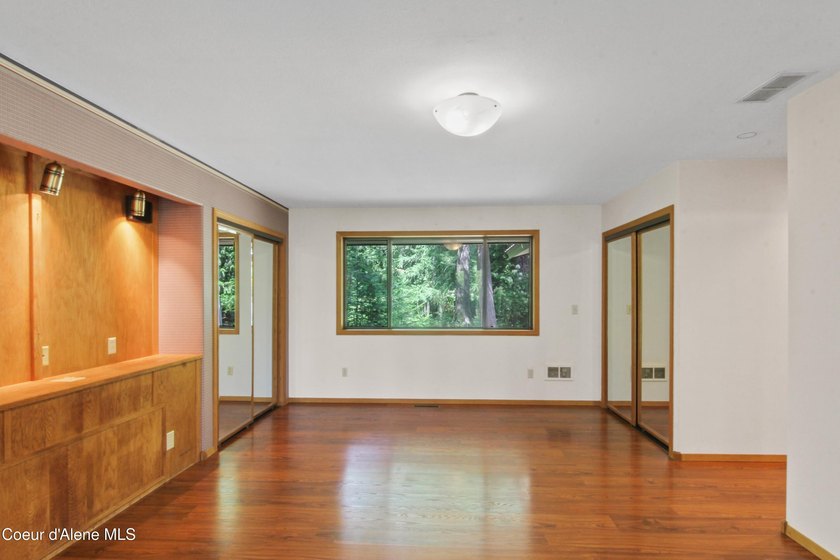 Discover your own private North Idaho retreat on 20+ acres in - photo 36