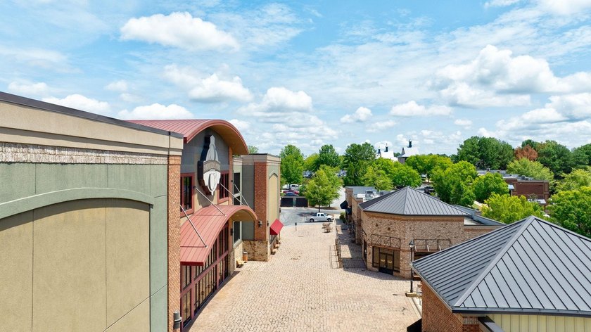 Unlock a Signature Opportunity in the Heart of Lake Oconee! - photo 3