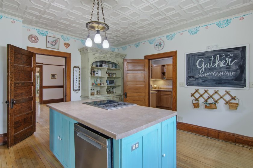 Step into timeless character and country charm with this - photo 6