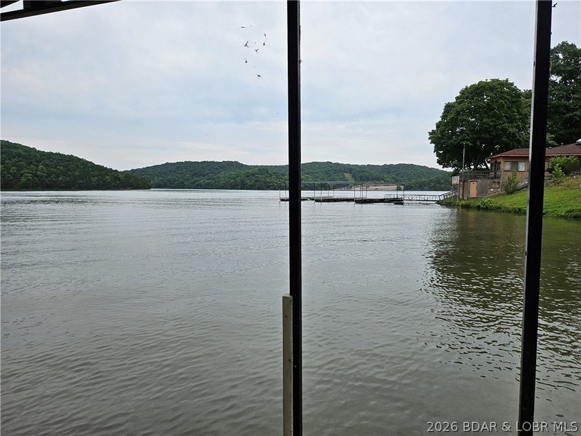 Motivated Seller!!! Turnkey move-in ready property is your start - photo 23